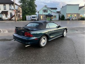 1995_Ford_Mustang-5